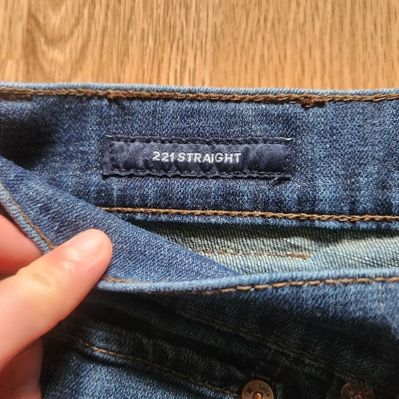 Lucky Brand 221 Straight Jeans - Picture 7 of 12